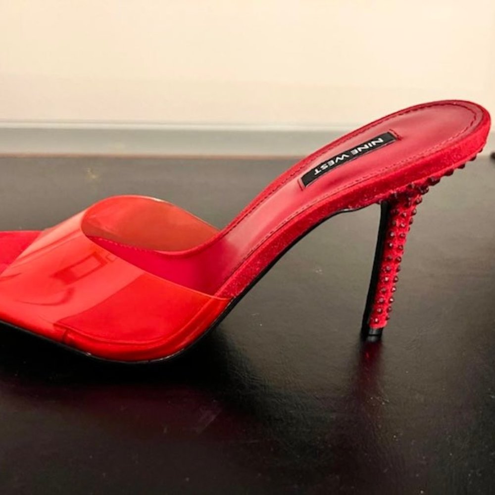 Brand New (never worn) Red Hot Nine West Shoe!